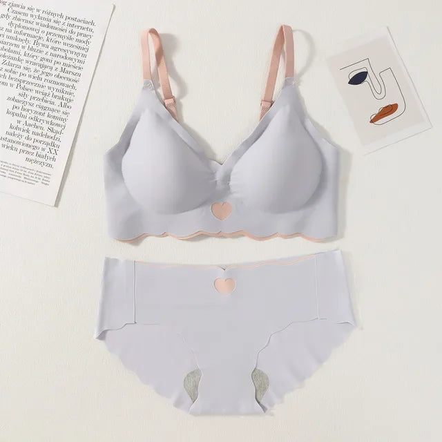 Wireless Seamless Bra and Panty Women's Lingerie Set (Pack of 4)
