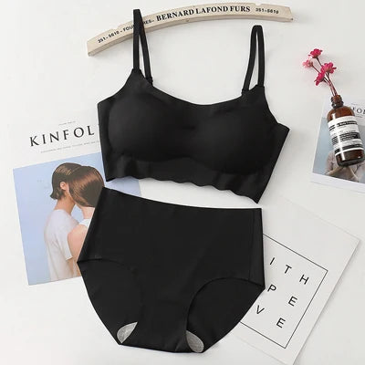 Wireless Seamless Bra and Panty Women's Lingerie Set (Pack of 4)