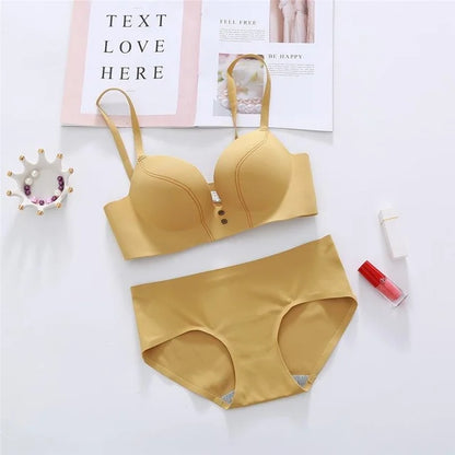 Wireless Seamless Bra and Panty Women's Lingerie Set (Pack of 4)