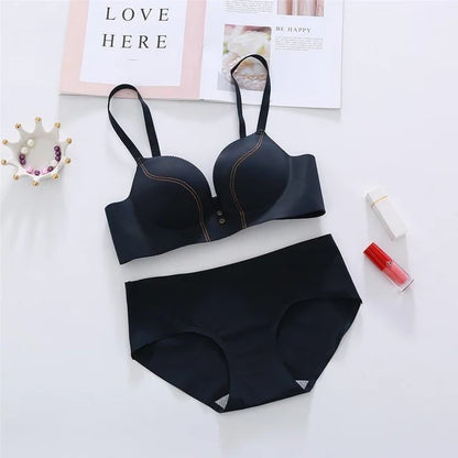Wireless Seamless Bra and Panty Women's Lingerie Set (Pack of 4)