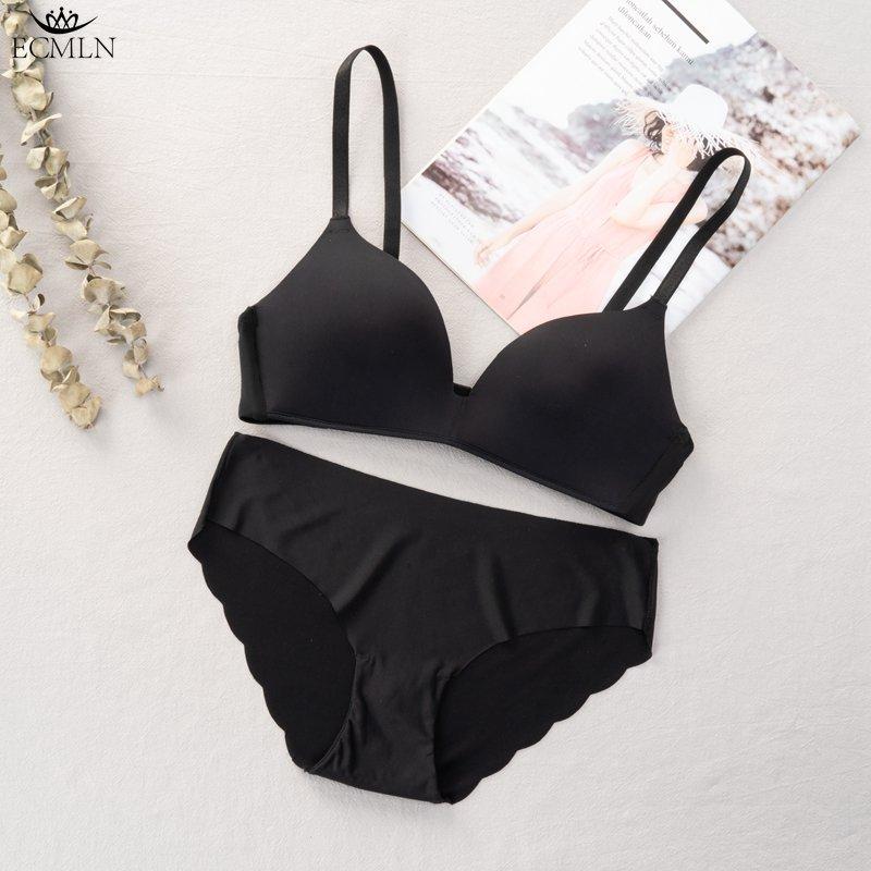 Wireless Seamless Bra and Panty Women's Lingerie Set (Pack of 4)