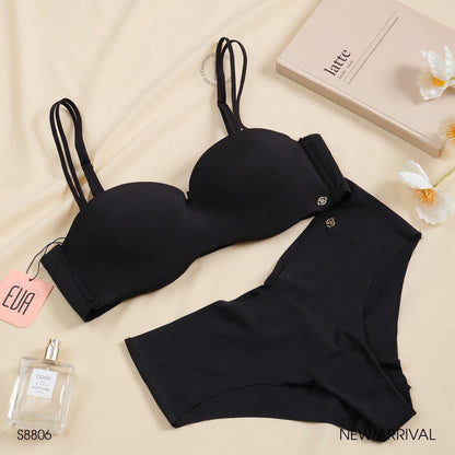 Wireless Seamless Bra and Panty Women's Lingerie Set (Pack of 4)