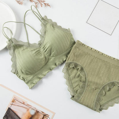 Wireless Seamless Bra and Panty Women's Lingerie Set (Pack of 4)