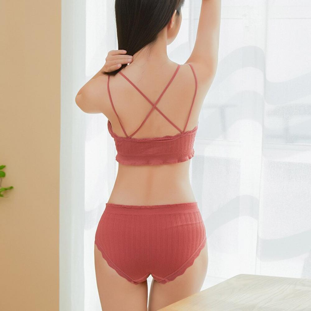 Wireless Seamless Bra and Panty Women's Lingerie Set (Pack of 4)