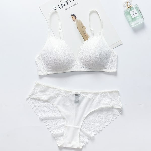 Wireless Seamless Bra and Panty Women's Lingerie Set (Pack of 4)
